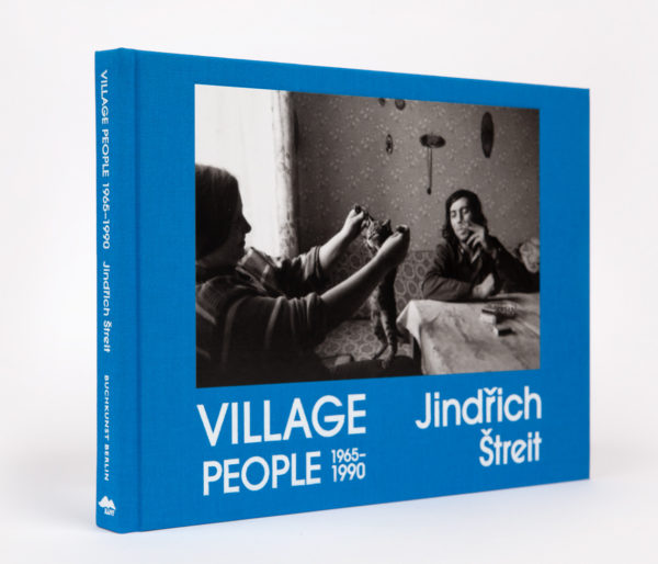 SIGNIERT: Jindřich Štreit –  Village People 1965–1990