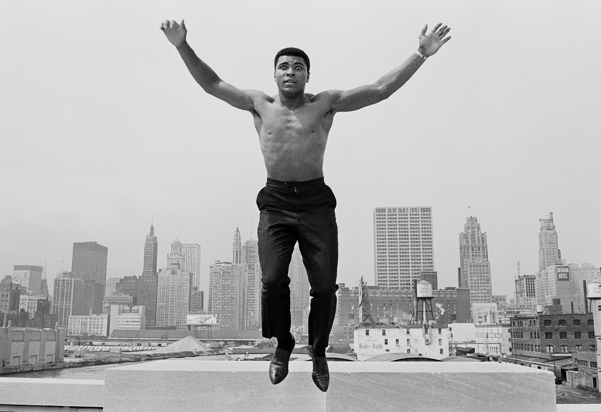 Thomas Hoepker, Muhammad Ali Jumping, Chicago, Illinois, 1966