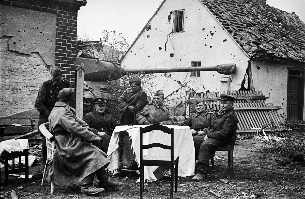 Die Schlacht um die Seelower Höhen im April 1945 – BUCHKUNST BERLIN